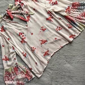 Lucky Brand Bohemian Cottage Floral Bell Sleeve Tie Neck Cutout Blouse Small S